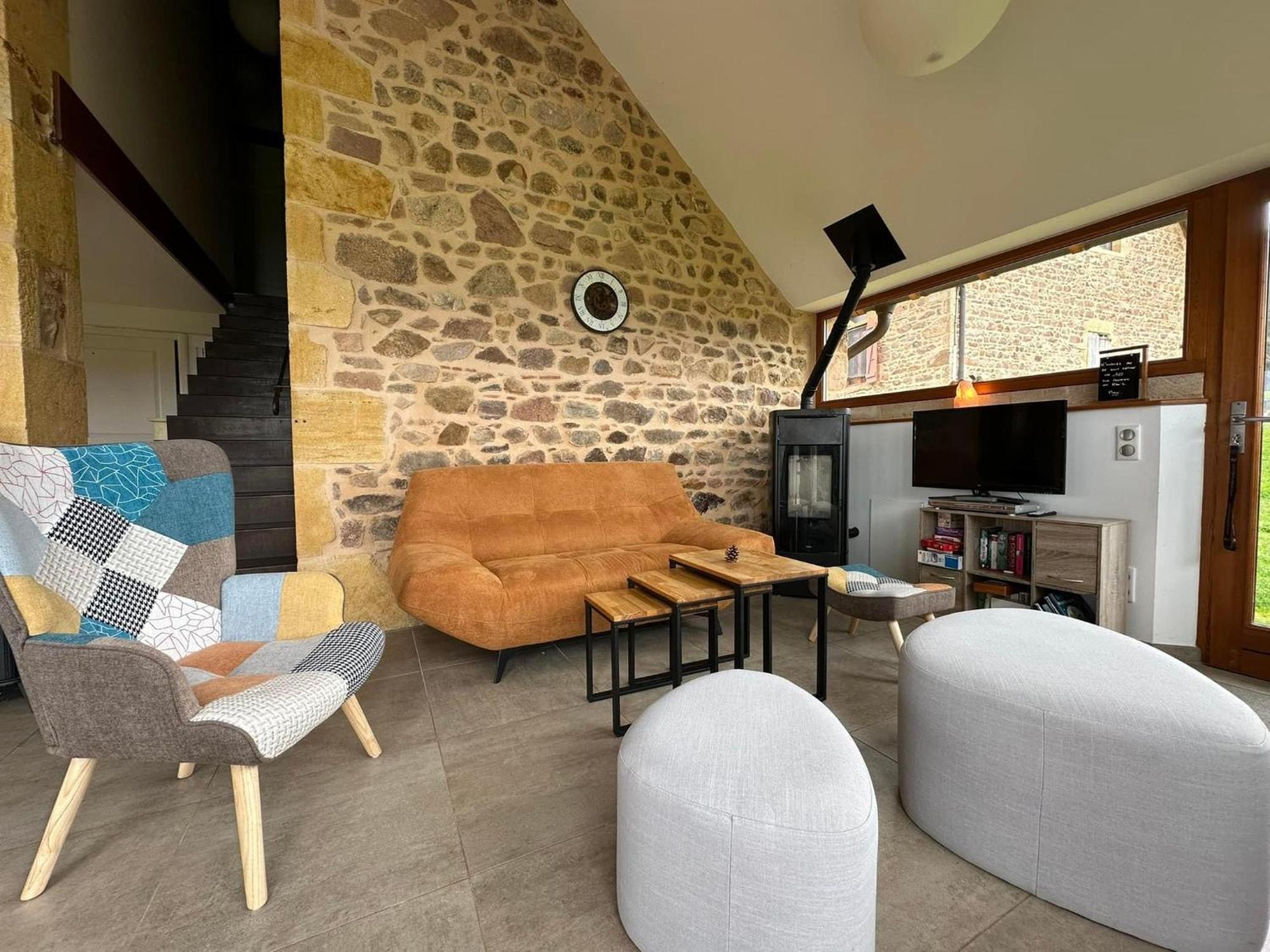 Les Perruchons Ancienne Grange Renovee Avec Soin Vila Ozolles Exterior foto
